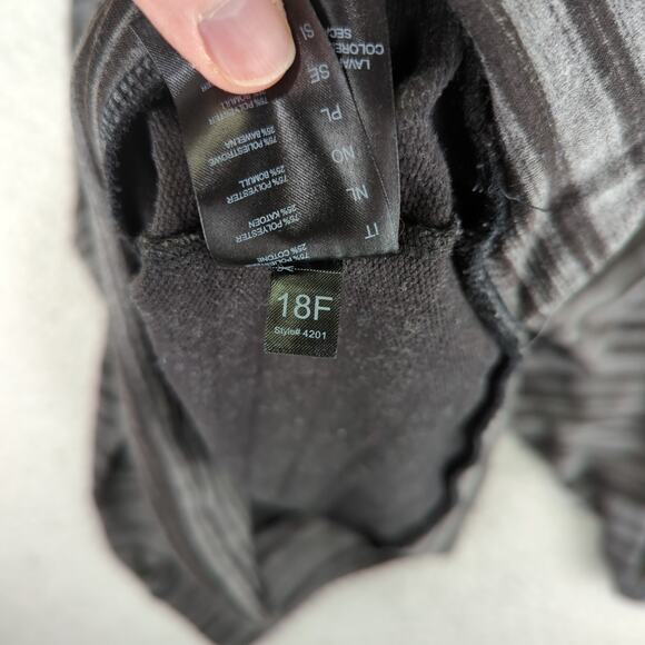 Kuhl‎ Piper Cowl Neck Pullover Striped 4201 Activewear Top Women's Size Medium - Picture 9 of 9